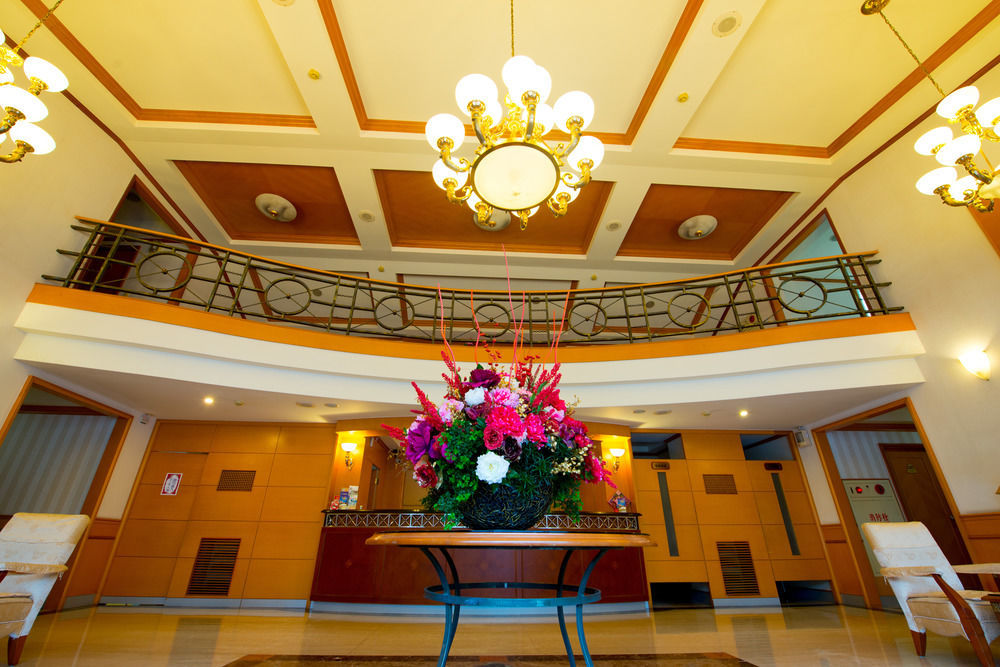 Shan Shui Shen Resortopia Hotel Guanshan Exteriör bild