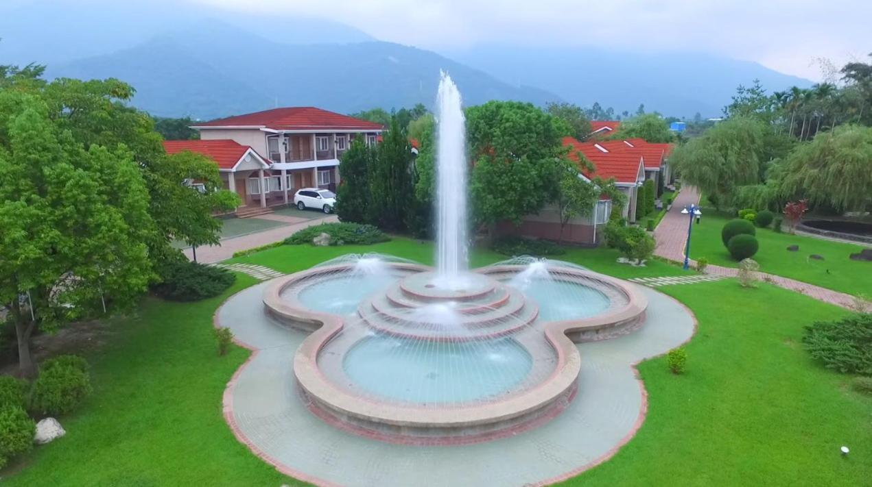 Shan Shui Shen Resortopia Hotel Guanshan Exteriör bild