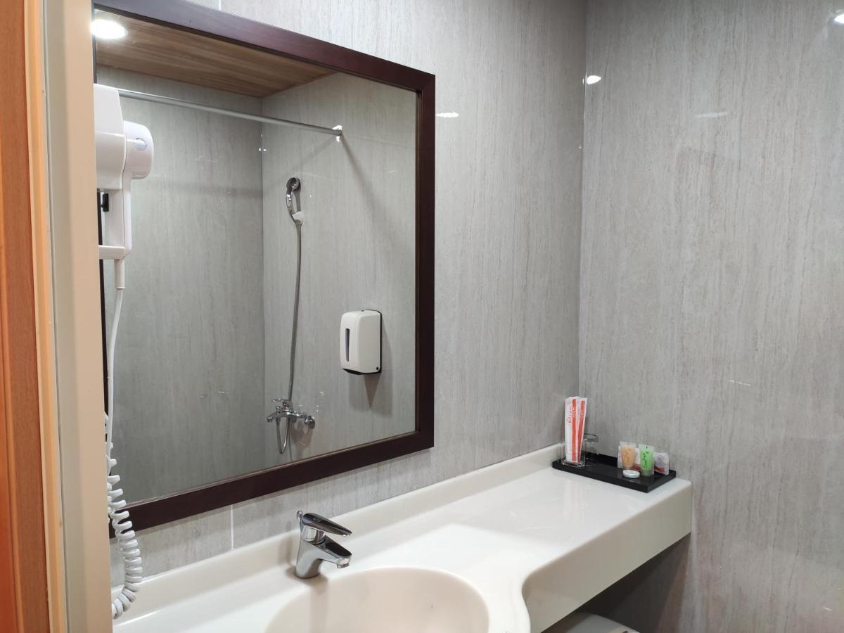 Shan Shui Shen Resortopia Hotel Guanshan Exteriör bild